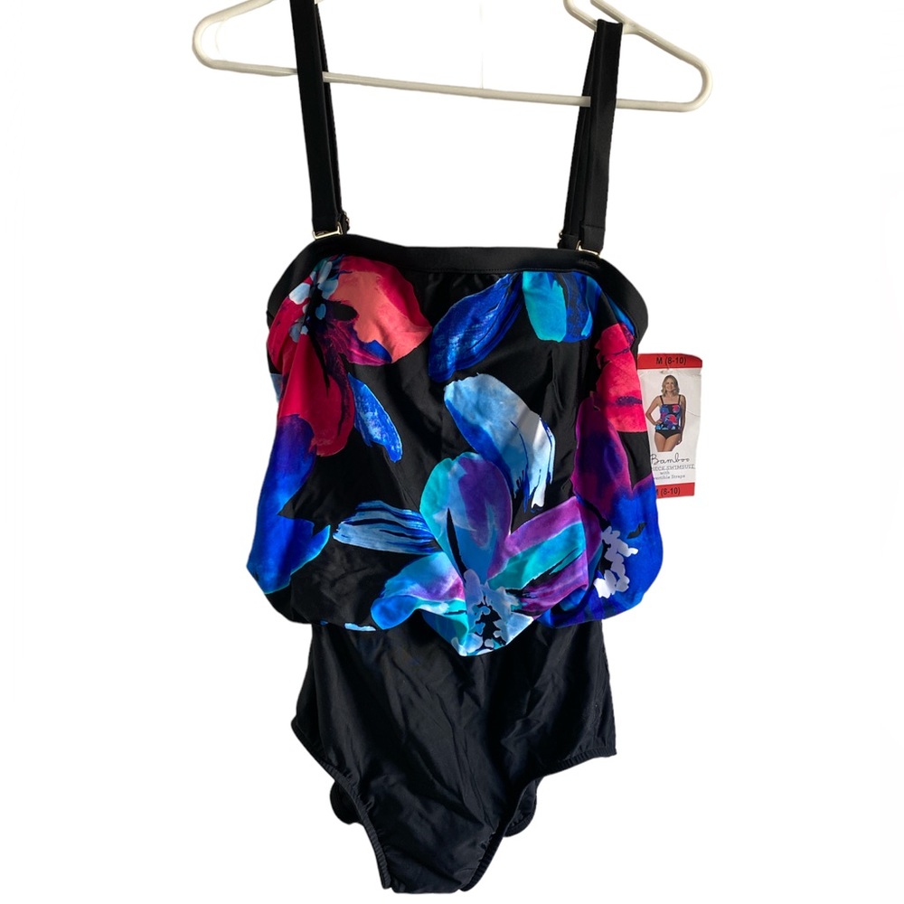 One piece swimsuit with adjustable straps